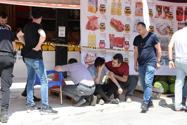 Diyarbakır'da arazi kavgası! Husumetlisini markette bulunca kurşun yağdırdı! O anlar kamerada - Resim: 9