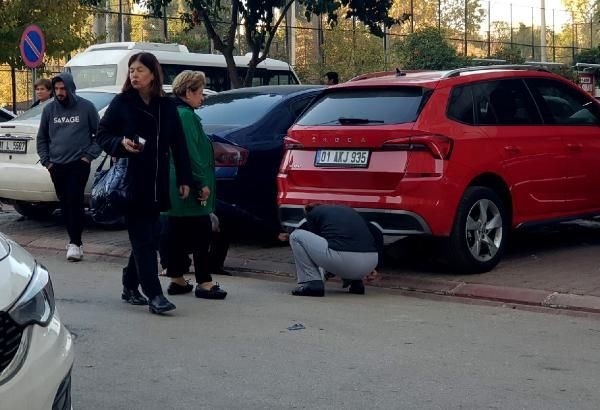 Mahalleli oraya koştu! Genç kız kovalandığını söyleyerek saatlerce otomobilin altına saklandı: "Beni zorla götürmeye çalışıyorlar" - Resim: 6