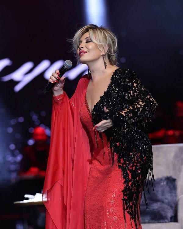 Emel Sayın'dan kötü haber! Sosyal medyadan sevenleriyle paylaştı - Resim: 3