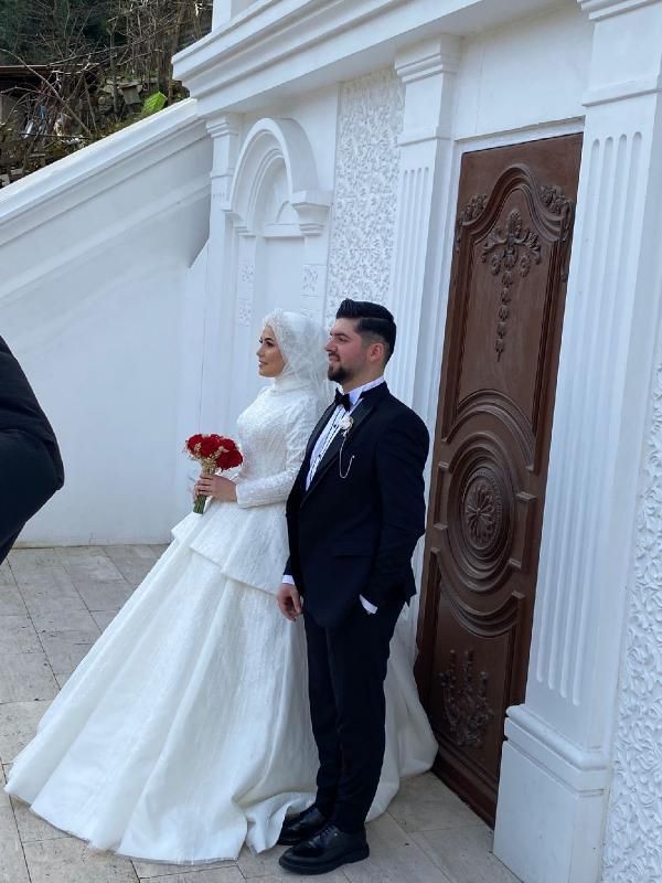 Balayında sır ölüm! Genç çiftten kalanlar kahretti - Resim: 15