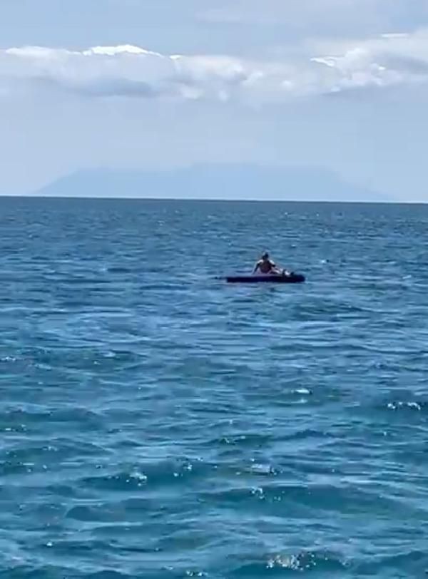 Saros'ta deniz yatağında uyuyakala şahıs bakın nerede bulundu! - Resim: 2