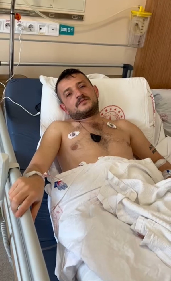 Sinop'ta berber dükkanına silahlı saldırı: O anlar kamerada - Resim : 1