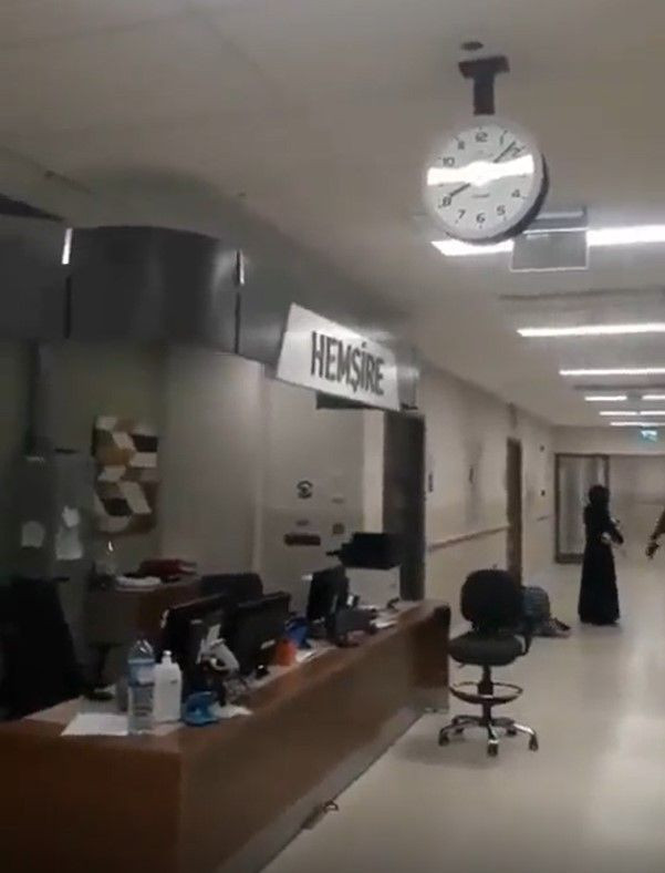 Hatay'daki 6.4'lük depremin en çok hissedildiği Adana nasıl sallandı? Hastane içi görüntüsünde dikkat çeken detay - Resim: 2