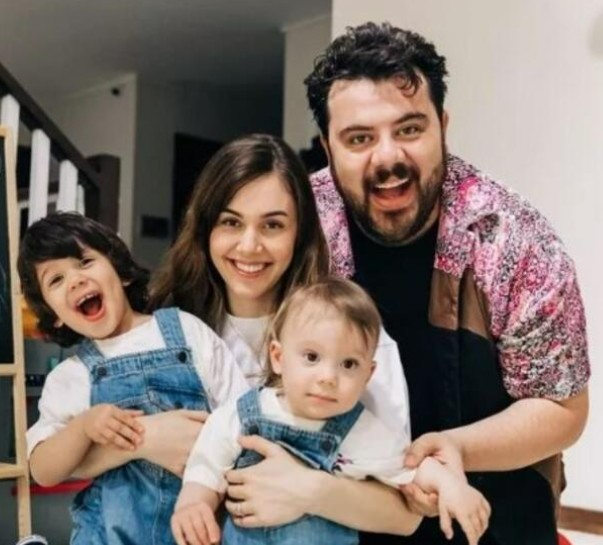Eser Yenenler çirkin bir hayvana benzetilerek kendisi için çizilen karikatür için davası olmuştu! Davayı kazanan Yenenler aldığı tazminatla ne yaptı? - Resim: 9