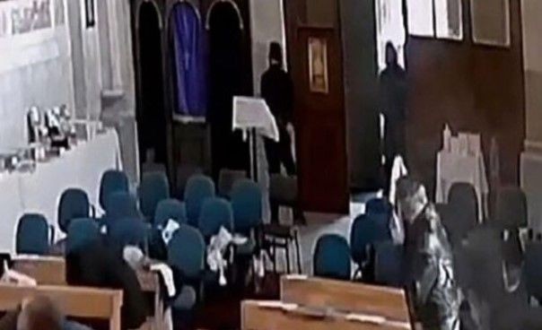 Santa Maria Kilisesi'ne saldırıda silahlarla ilgili yeni gelişme - Resim: 14