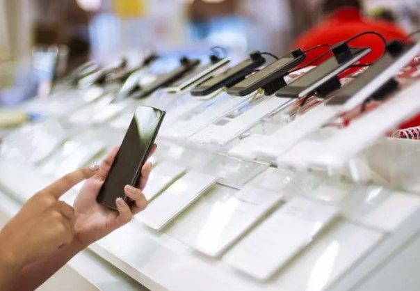 Teknoloji marketlerinde kiralık telefon dönemi! Ancak kritik bir riski var - Resim: 4