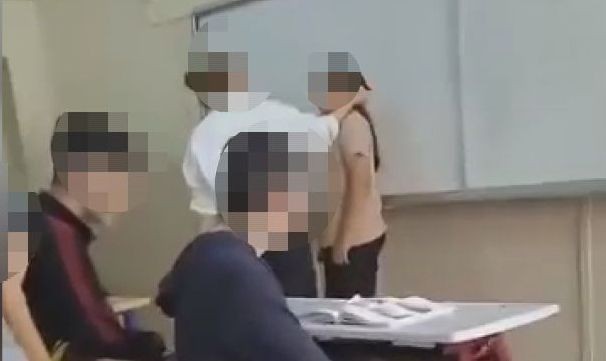 Pendik'te öğretmenden öğrencilere fiziksel ve sözlü şiddet kamerada - Resim: 1