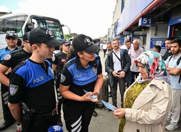 Otogarlar doldu taştı! Bayrama özel otobüs firmaları ek seferler koydu - Resim: 9