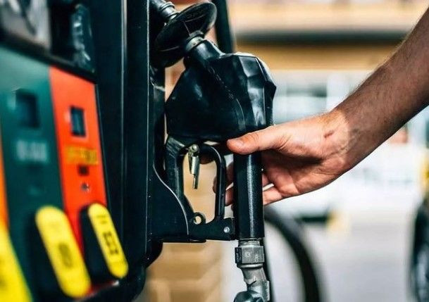 Benzine zam! 1 TL 12 kuruşluk zam gece yarısı itibariyle pompaya yansıyacak - Resim: 6