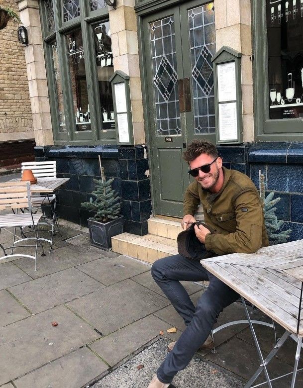 Kıvanç Tatlıtuğ'dan gündem olan paylaşım! Kucağında poz verdiği kareyi paylaştı! Bebek Kurt Efe mi? - Resim: 23