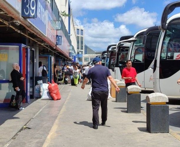 Otogarlar doldu taştı! Bayrama özel otobüs firmaları ek seferler koydu - Resim: 7