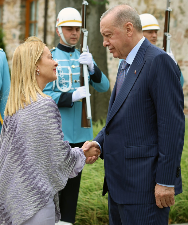 İstanbul'da tarihi zirve! Cumhurbaşkanı Erdoğan, Meloni ve Dibeybe ile görüştü - Resim : 1