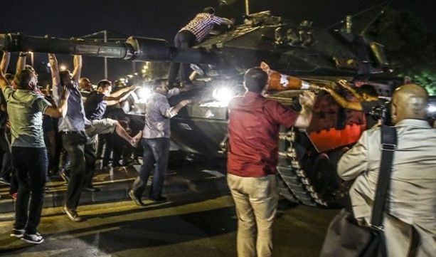 Milletin başarı öyküsü! FETÖ'nün 15 Temmuz alçak darbe girişiminin üzerinden tam 8 sene geçti - Resim: 19