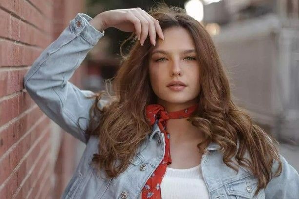 'Kuzey Yıldızı İlk Aşk' dizisinde canlandırdığı Gökçe karakteriyle tanınan Nilsu Berfin Aktaş'ın eşi Serdar Sertçelik'in suç örgütü lideri olduğu belirlendi - Resim: 15