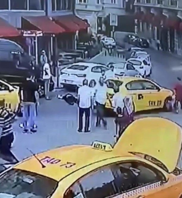 İstanbul'da taksici 'kısa mesafe' kavgasında cinayet işledi! Faslı adamı öldürdüğü anlar kamerada - Resim: 8