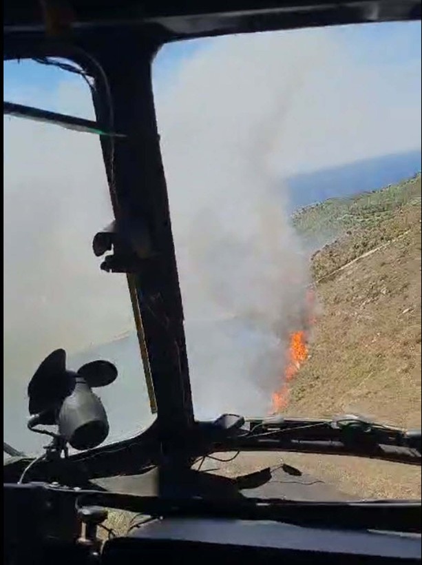 Son Dakika: İzmir Çeşme'de orman yangını! Alevlerin arasında kalan 3 kişi hayatını kaybetti - Resim: 2