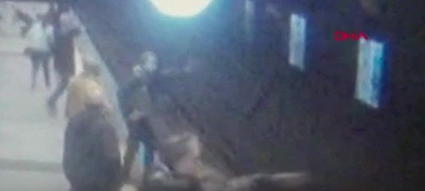 Üniversiteli genç kız Maltepe'de metro raylarına atladı, vatandaşlar büyük korku yaşadı! O anlar kamerada - Resim: 9