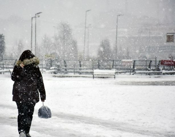 Meteoroloji'den herkesin beklediği uyarı geldi! İstanbul'a kar geliyor! Tarih verildi: Atkıları, bereleri çıkarın! İşte haftalık hava durumu - Resim: 4