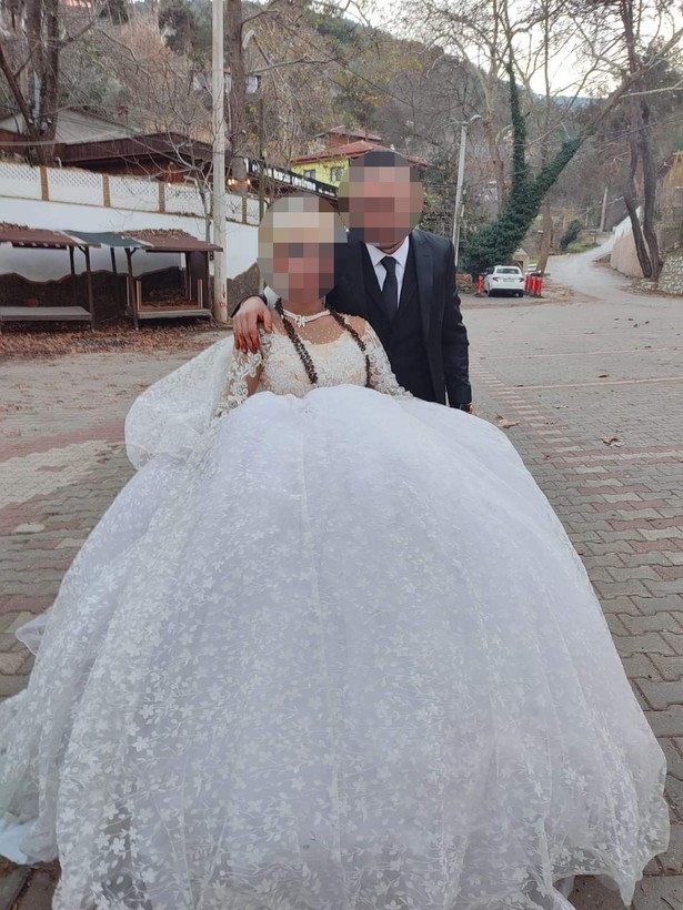 Aydın'ı büyük skandal! Gelin erkek çıktı , aileler birbirine girdi 'Seviyorum kime ne?' - Resim: 1