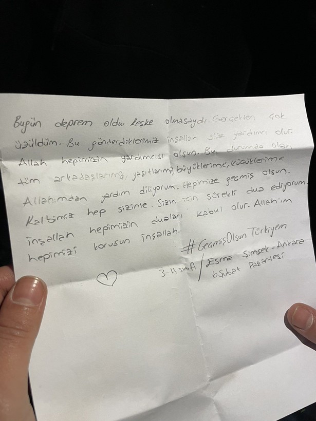 Çocukların gönderdikleri yardımların üzerine yazdıkları notlar hepimizin gözlerini doldurdu - Resim: 22