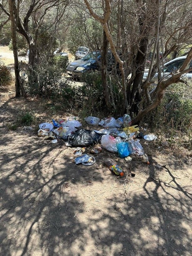 Bodrum'da tatilcilerden geriye çöpleri kaldı - Resim: 12