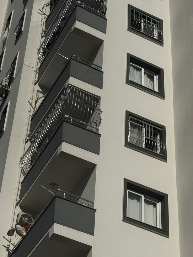 Adana'da tüyler ürperten vahşet: Eşi tarafından 6. kattan atılan Dilek öğretmen felç kaldı! - Resim: 9