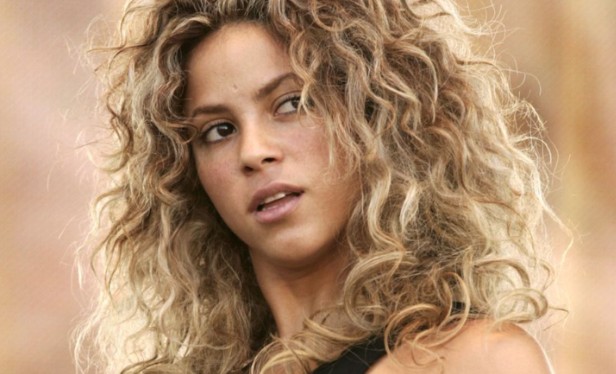 Shakira paylaşımıyla sosyal medyayı salladı! Klibinde fareyle burun buruna geldi - Resim: 9