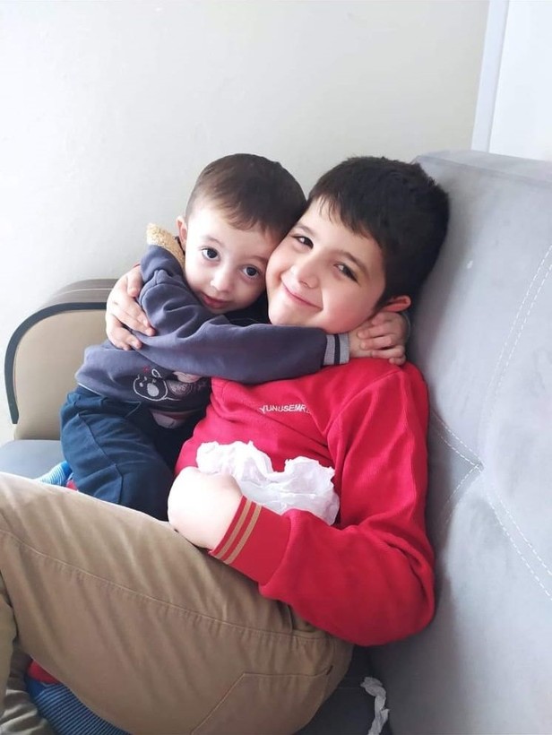 Bursa'da aile katliamı! Cinnet getiren adam eşi ve 2 çocuğunu öldürüp, intihar etti - Resim: 4