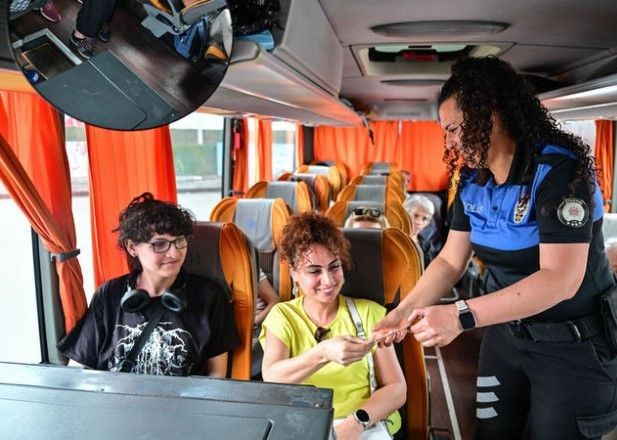 Otogarlar doldu taştı! Bayrama özel otobüs firmaları ek seferler koydu - Resim: 10