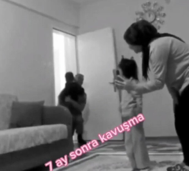 Türk asker 7 ay sonra çocuklarına kavuştu! İşte o anlar - Resim: 4