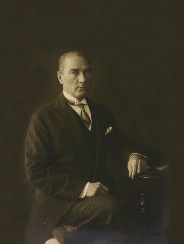 Atatürk'ün stüdyo fotoğraf çekiminde, videosu da ortaya çıktı - Resim: 8