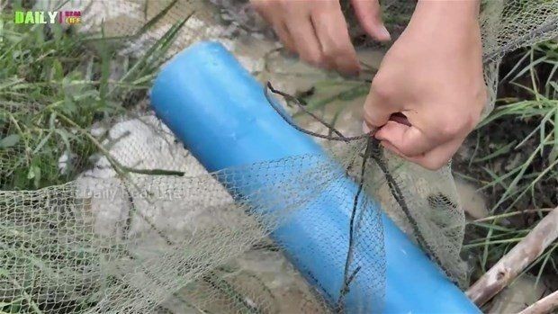 Elleriyle balık yakaladı! İçinden bakın ne çıktı | İlkel malzemelerle hayatta kalma mücadelesi verdi - Resim: 32