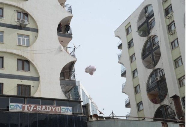 6 Şubat depremlerinde Diyarbakır'da depremde enkaza dönen Galeria Sitesinin 3 müteahhidi ile mühendisi hakim karşısında - Resim: 11