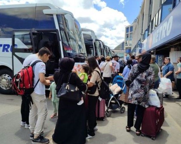 Otogarlar doldu taştı! Bayrama özel otobüs firmaları ek seferler koydu - Resim: 11