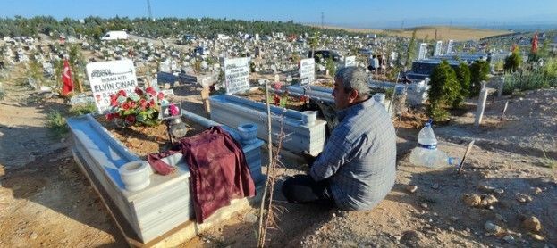 Deprem bölgesinde buruk bayram! Onların ilk ziyareti kabristana - Resim: 5