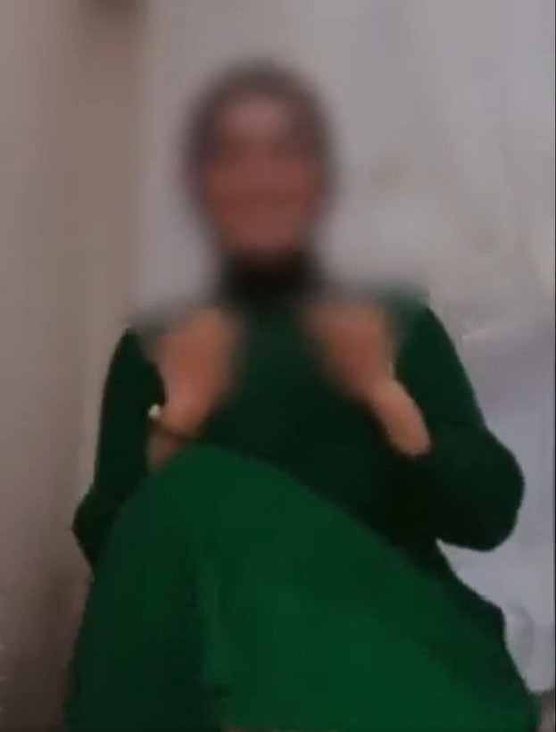 Çocuğunun yanında erotik yayın açan kadının ilk ifadesi ortaya çıktı: Eşimin kumar borcu yüzünden yaptım - Resim: 4