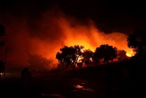 Türkiye alev alev yanıyor! Yangınlara müdahalede il il son durum - Resim: 37