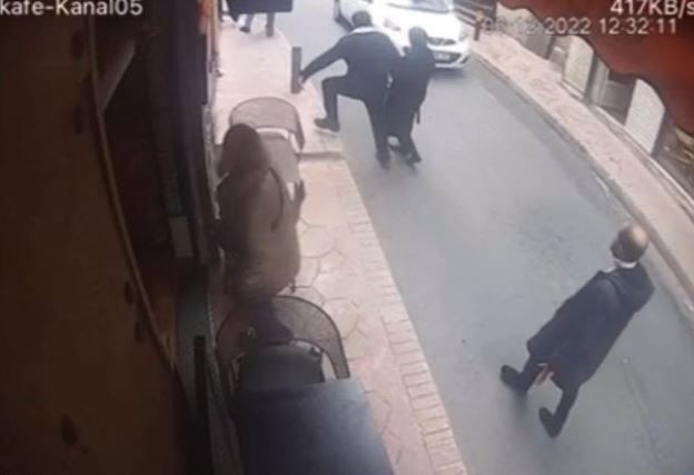 Ünlü oyuncu Ayten Soykök Taksim'de dehşeti yaşatmıştı! Gözaltına alındı - Resim: 5