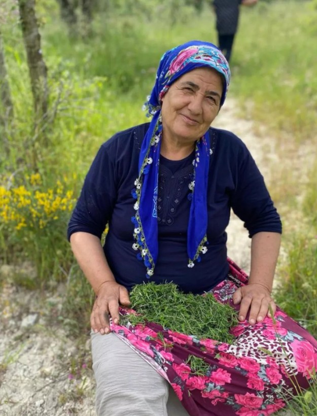 Hatay'da meydana gelen depremlerde hayatını kaybeden fenomen Taha Duymaz'ın annesi sosyal medyaya giriş yaptı: Para kazanmamız gerekiyor - Resim: 7