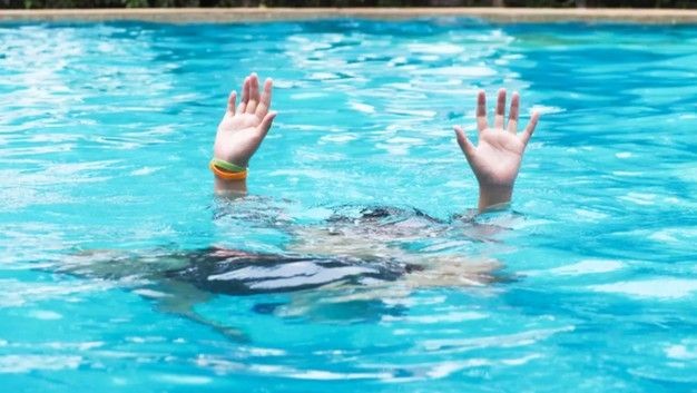 Bungalov tatili kabusa döndü! Henüz 6 yaşındaydı: Havuzda ters dönmüş halde bulundu - Resim: 2