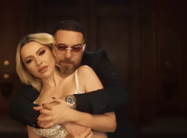 Güzel şarkıcı Hadise'den kötü haber! Yoğun tempoya dayanamadı - Resim: 4
