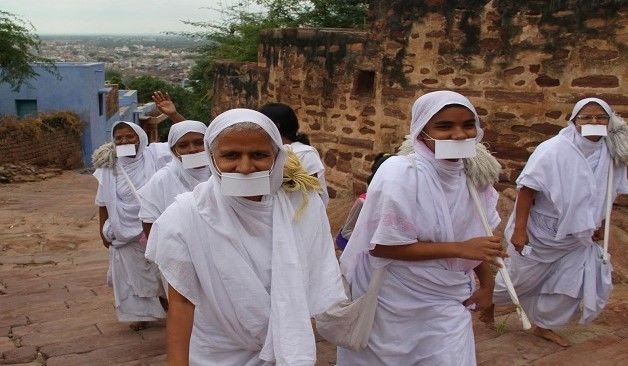 Hindistan'ın en zenginlerinden... Rahibe olmak için milyonlarca dolarlık serveti tepti - Resim: 6