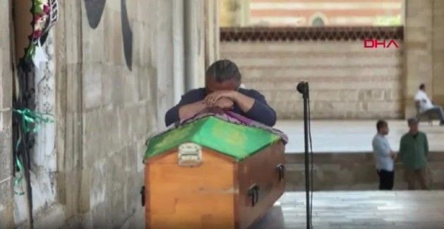 İstanbul'da güpegündüz katledilen Bahar Aksu'ya gözyaşları içinde veda - Resim: 2