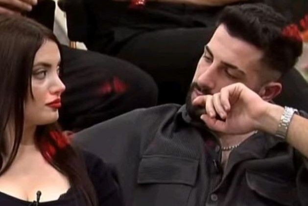 Kısmetse Olur'da skandal ifşa! Gerçekler içerden sızdırıldı, Jahrein Twitch yayınında tek tek okudu! Çekimler başlamadan 2 ay önce... - Resim: 16