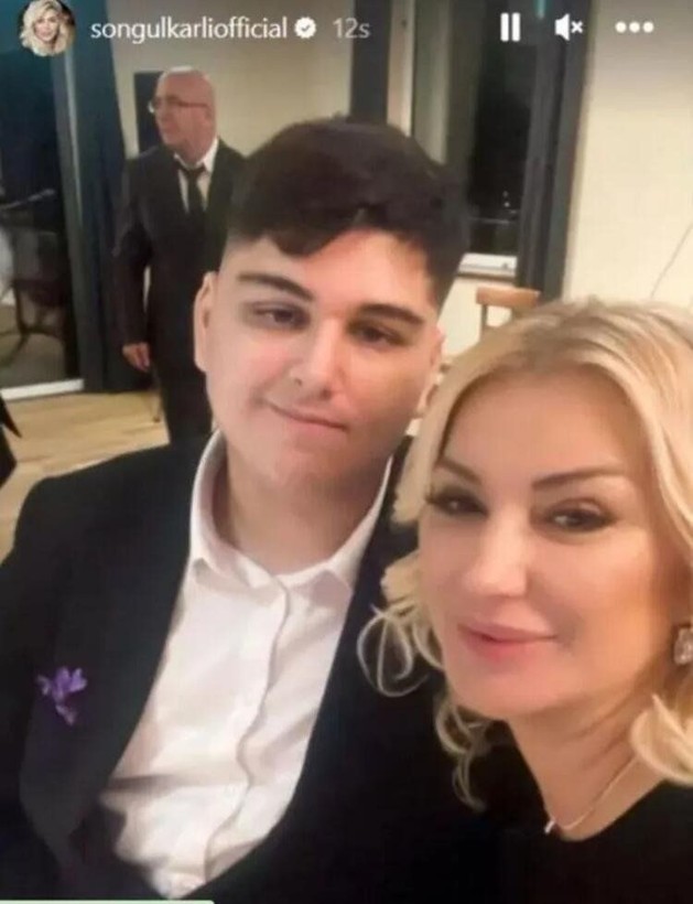 Fahriye Evcen ile Burak Özçivit'in küçük oğlu Kerem ilk kez görüntülendi! Karan Özçivit'in kardeşi bakın kime benziyor? - Resim: 108