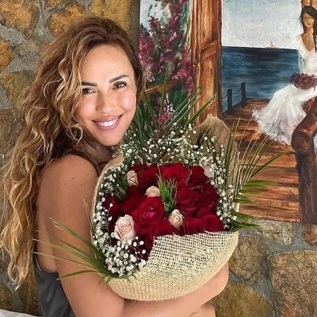 Fahriye Evcen ile Burak Özçivit'in küçük oğlu Kerem ilk kez görüntülendi! Karan Özçivit'in kardeşi bakın kime benziyor? - Resim: 18