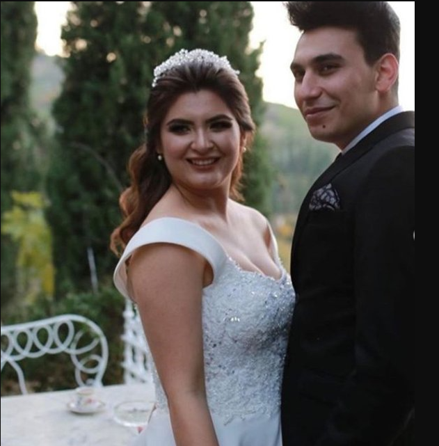 Eski gelin adayı Hanife Gürdal şimdi evinin kadını oldu! Karı koca paylaştıkları yatak fotoğrafı gündeme oturdu - Resim: 10