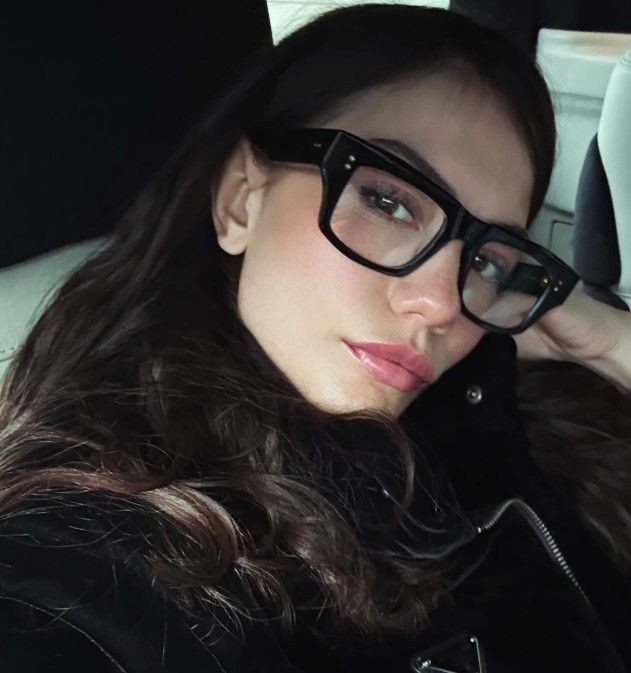 Demet Özdemir'in yıllar süren hasreti bitti! Baba-kız pozlarına beğeni yağdı - Resim: 6