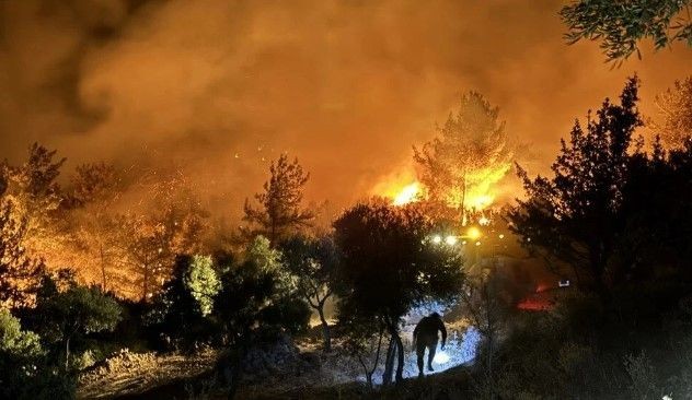 Türkiye alev alev yanıyor! Yangınlara müdahalede il il son durum - Resim: 47