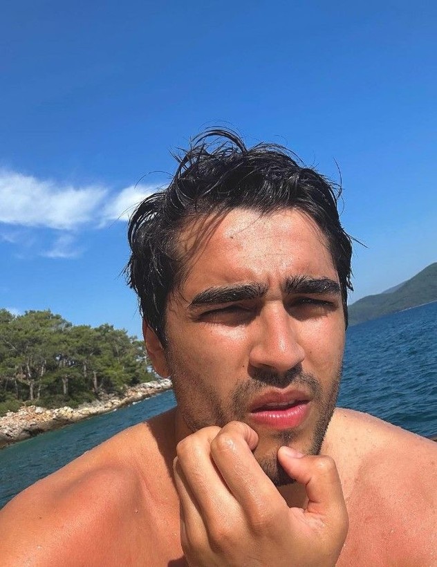 Mert Ramazan Demir ve Afra Saraçoğlu'nun aşkı ifşa oldu! İkili ile ilgili bomba iddia: Yüzük takıldı, evleniyorlar! Meğer gizlemelerinin nedeni... - Resim: 24